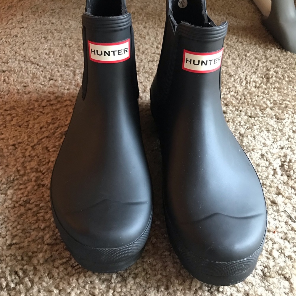 Hunter boots size 9